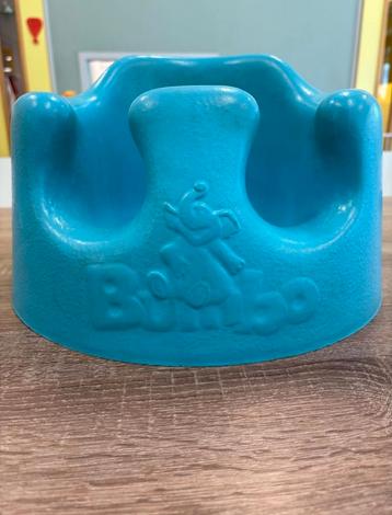2 goede bumbo's, 1 met tafeltje  BIEDEN  beschikbaar voor biedingen