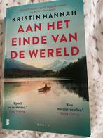 Kristin Hannah- Aan het einde van de wereld, Boeken, Ophalen of Verzenden, Zo goed als nieuw