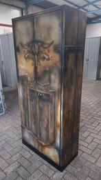 Metalen special paint draaideurkast, 200 cm of meer, Zo goed als nieuw, Airbrush metalen draaideurkast, Met slot