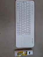 Logitech Wireless Touch Keyboard K400, Ophalen of Verzenden, Azerty, Zo goed als nieuw, Logitech
