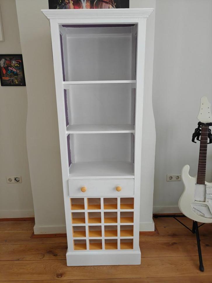 (boeken) kast vrolijk paars en zonnegeel geverfd - shelves, Huis en Inrichting, Kasten | Kledingkasten, Gebruikt, 150 tot 200 cm