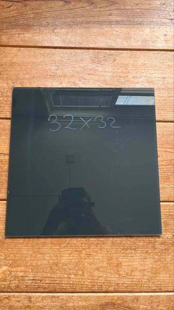 Zwart glassboard 32x32 cm beschikbaar voor biedingen