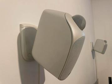 B&W speakers, wit, 100W beschikbaar voor biedingen