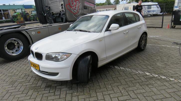 BMW 1-Serie 2.0 116I 5DR BJ 2010, Auto's, BMW, Bedrijf, Te koop, 1-Serie, ABS, Airbags, Airconditioning, Alarm, Android Auto, Bluetooth