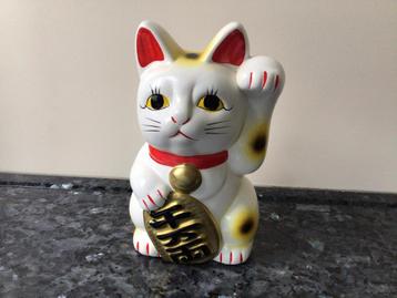 Maneki Neko…geluks kat van keramiek…is in nieuwstaat…12 cm… beschikbaar voor biedingen