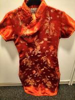 Chinese jurk rood maat 14, Kleding | Dames, Ophalen of Verzenden, Zo goed als nieuw, Rood, Onder de knie