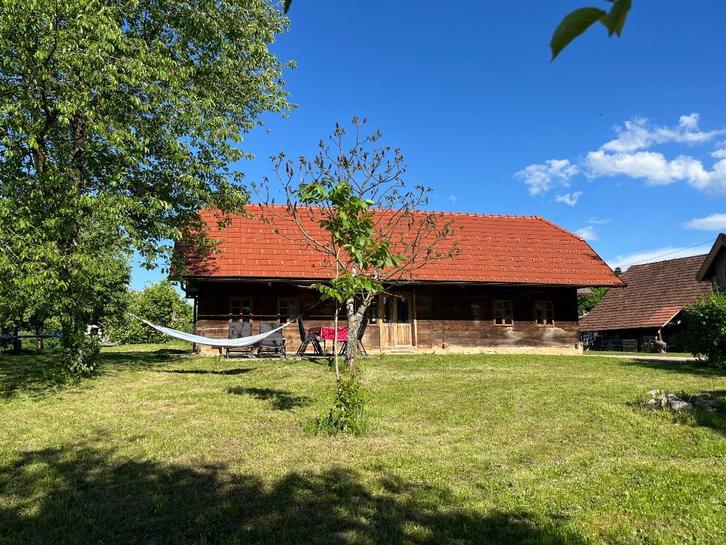 Vakantiehuis in Slovenië, Vakantie, Vakantiehuizen | Overige landen, Boerderij of Cottage, Dorp, 2 slaapkamers, Eigenaar, Huisdier toegestaan