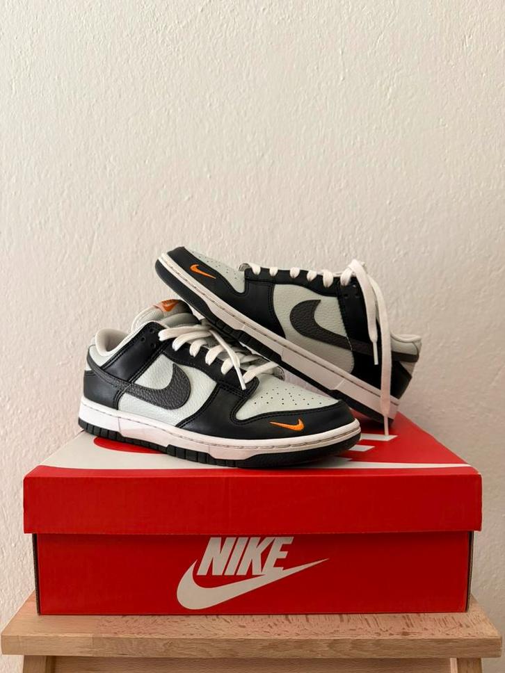 Nike Dunk Low | EU 42, Kleding | Heren, Schoenen, Zo goed als nieuw, Sneakers of Gympen, Ophalen of Verzenden
