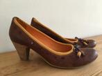 YKX & Co. pumps, Pumps, Bruin, Ophalen of Verzenden, Zo goed als nieuw