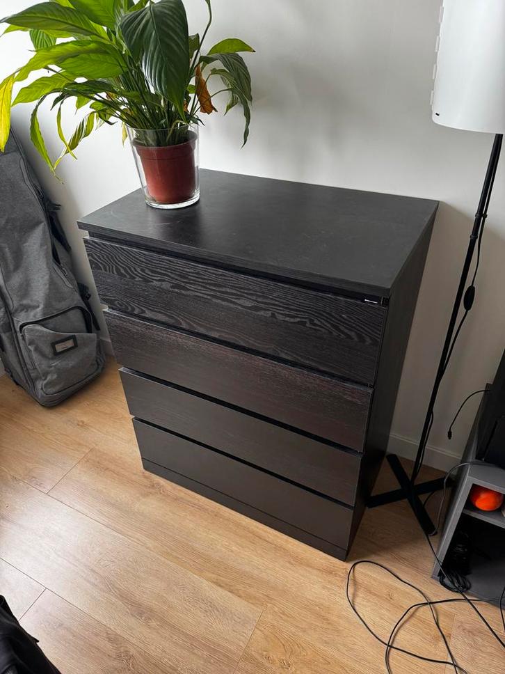 MALM Kast - Nieuwstaat - 80x100cm, Huis en Inrichting, Kasten | Dressoirs, Nieuw, 50 tot 100 cm, 50 tot 75 cm, Met lade(s), Kunststof