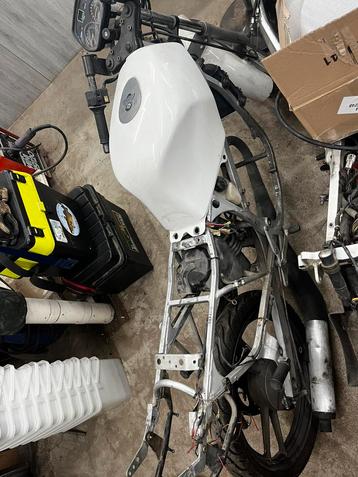 Suzuki rg80 rg50 beschikbaar voor biedingen