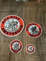 4 VERSCHILLENDE STICKERS AJAX OUD LOGO RAND ZILVERKLEURIG, Verzamelen, Sportartikelen en Voetbal, Ophalen of Verzenden, Zo goed als nieuw