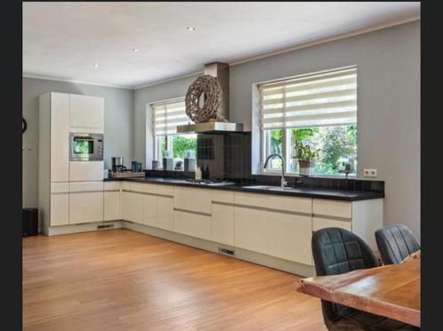mooie gebruikte keuken, Huis en Inrichting, Keuken | Complete keukens, Gebruikt, Hoekkeuken, Wit, Graniet of Steen, Hoogglans of Gelakt