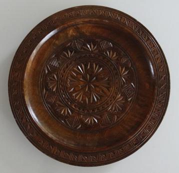 Vintage Sierbord van Hout beschikbaar voor biedingen