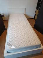 IKEA Malm single bed + mattress, 90 cm, Eenpersoons, 220 cm, Zo goed als nieuw