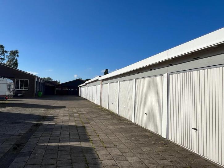 Stalling voor uw auto, motor, camper , caravan Gorredijk, Huizen en Kamers, Garages en Parkeerplaatsen, Friesland