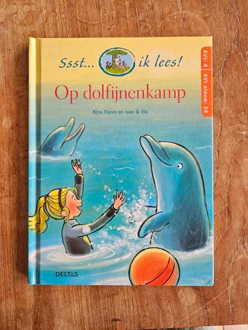 Nina Flores - Op dolfijnenkamp beschikbaar voor biedingen