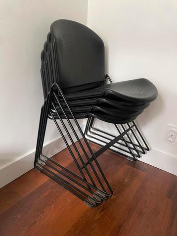 Set van 4 Jimmy stoelen van Car beschikbaar voor biedingen