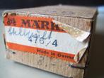 Märklin originele doos met 40 schroefjes 476/4 schakelbord, Hobby en Vrije tijd, Modeltreinen | H0, Gebruikt, Ophalen of Verzenden