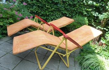2 vintage tuinstoelen:  zit - lig verstelbaar in standen beschikbaar voor biedingen