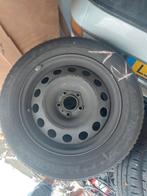 Winterbanden Michelin Peugeot 508 - 215/60 R16, Auto-onderdelen, Banden en Velgen, Ophalen, 16 inch, Winterbanden, Band(en)