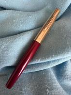 Parker 17 Vulpen Bordeaux Rood met Vergulde Dop, Ophalen of Verzenden, Gebruikt, Vulpen, Parker