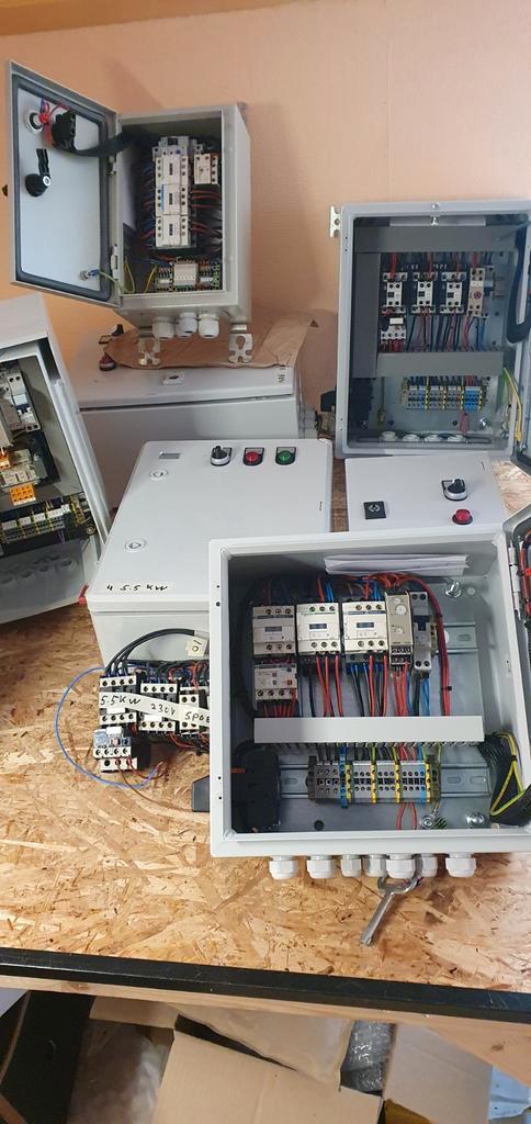 Sterdriehoek schakelaars, Doe-het-zelf en Verbouw, Elektra en Kabels, Zo goed als nieuw, Ophalen of Verzenden