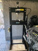 Datona Werkplaatspers 30 Ton Hydropneumatisch, Auto diversen, Autogereedschap, Ophalen, Gebruikt