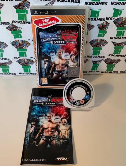 WWE SmackDown vs Raw 2011 - PSP - Essentials - Iksgames, Spelcomputers en Games, Games | Sony PlayStation Portable, Zo goed als nieuw