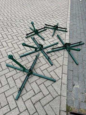 Kerstboom standaards 5 st beschikbaar voor biedingen