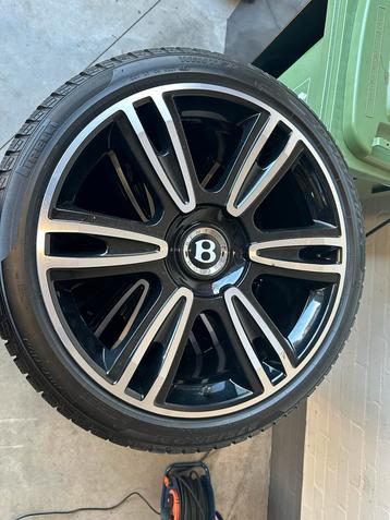 Bentley Velgenset 21 inch met Winterbanden Pirelli - 6.5mm beschikbaar voor biedingen