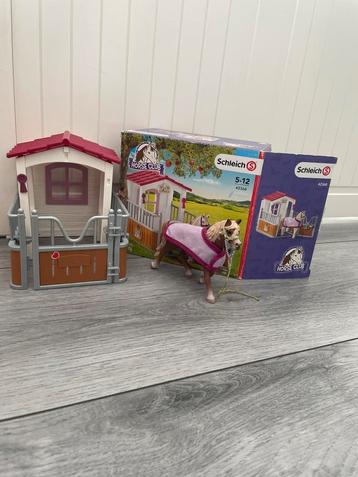 Schleich stal 42368 beschikbaar voor biedingen