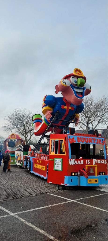 Pop carnavalswagen brandweer, Hobby en Vrije tijd, Feestartikelen, Zo goed als nieuw, Feestartikel, Carnaval, Ophalen