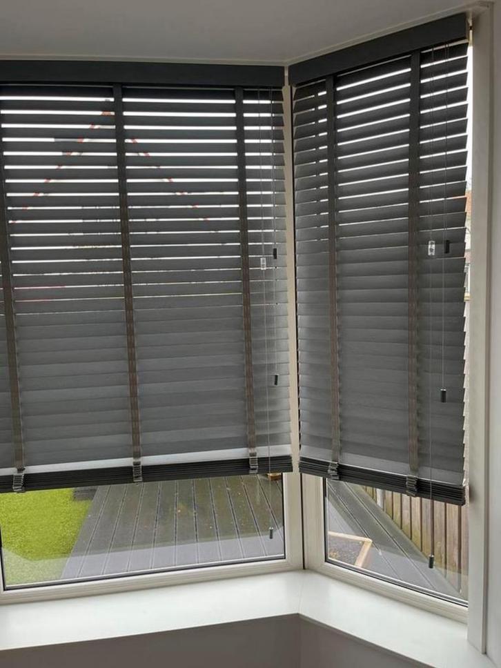 Houte jaloezieën, grijs, diverse maten, Huis en Inrichting, Stoffering | Gordijnen en Lamellen, Zo goed als nieuw, 100 tot 150 cm