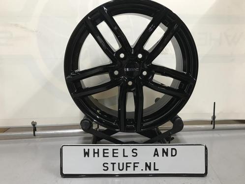 Dezent TR Black lichtmetaal velgen 17"inch  5x114.3, Auto-onderdelen, Banden en Velgen