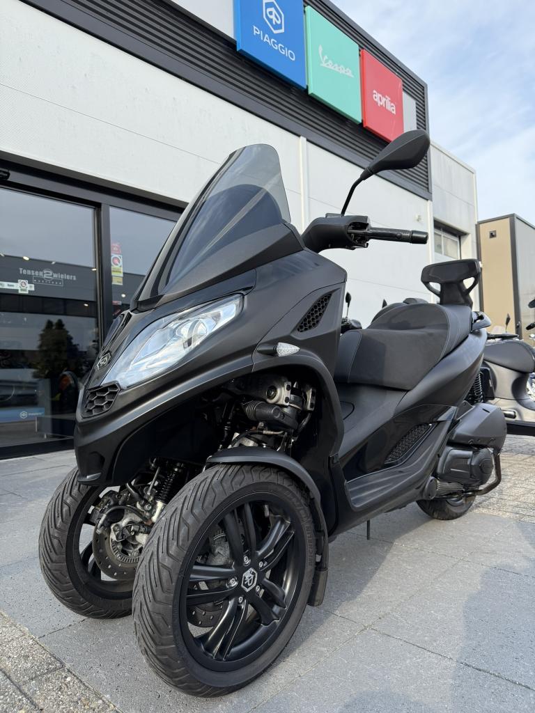 Piaggio MP3 300cc HPE DeepBlack, Niet ingevuld, Scooter, 300 cc, Bedrijf