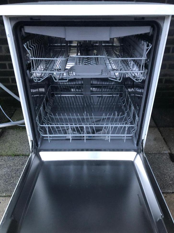 Siemens vaatwasser - E15 error code - gebruikt - oud ijzer, Witgoed en Apparatuur, Vaatwasmachines, Niet werkend, Vrijstaand, Minder dan 85 cm