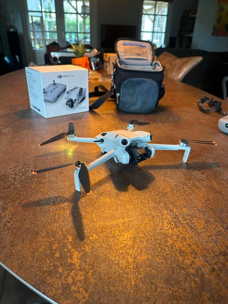DJI Mini 4 Pro, Audio, Tv en Foto, Drones, Zo goed als nieuw, Ophalen