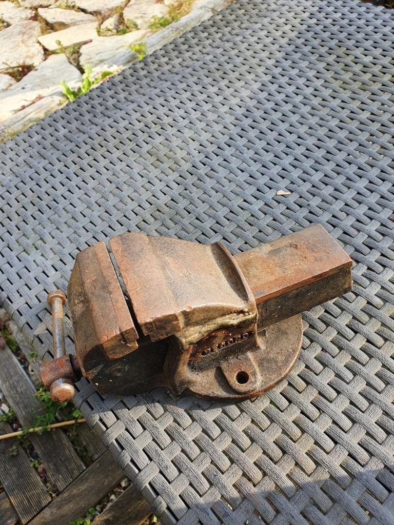 Leuke antieke engelse bankschroef in mooie originele staat.., Ophalen of Verzenden