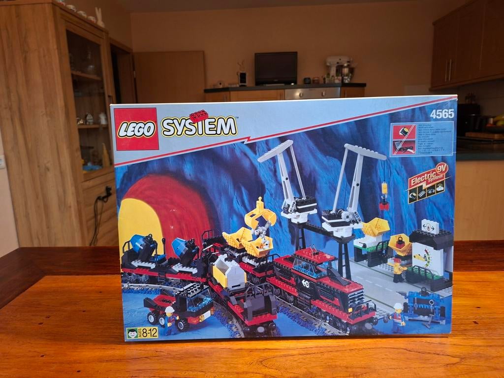 LEGO TREIN 4565 GOEDERENTREN COMPLEET, Lego, Ophalen of Verzenden, Zo goed als nieuw, Compleet