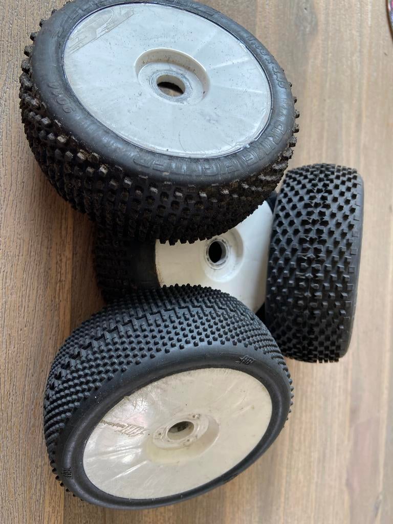 Nieuwe RC 1/8 wielen - Ongebruikt, Overige merken, Nieuw, Ophalen of Verzenden, Groter dan 1:32