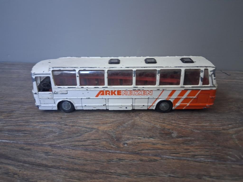Arke bus miniatuur, Hobby en Vrije tijd, Ophalen of Verzenden, Bus of Vrachtwagen, Overige merken