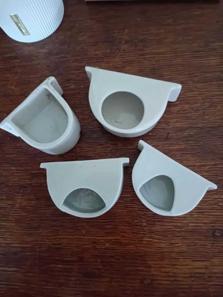 4 Antieke porseleinen voederbakjes, Antiek en Kunst, Curiosa en Brocante, Ophalen of Verzenden