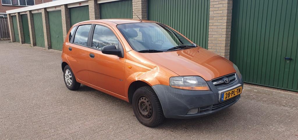 Daewoo Kalos 1.2 2004, Auto's, Daewoo, Voorwielaandrijving, 1150 cc, 15 km/l, 31 €/maand