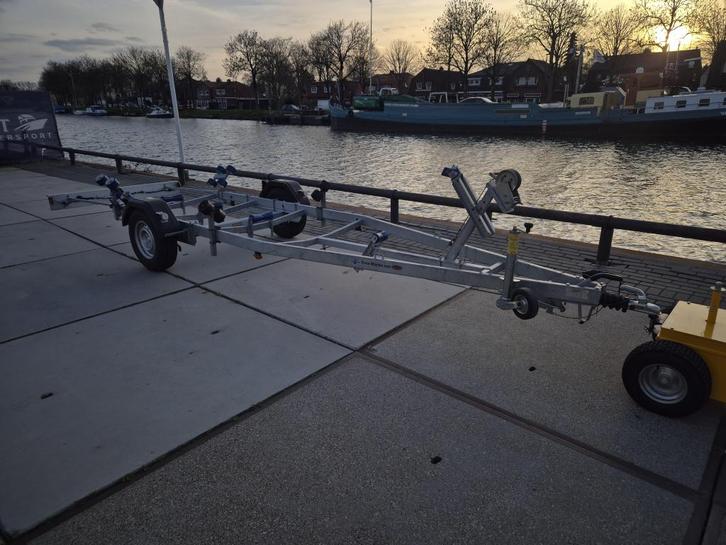 TPV geremde 1300kg trailer 2021, Watersport en Boten, Boottrailers, Gebruikt
