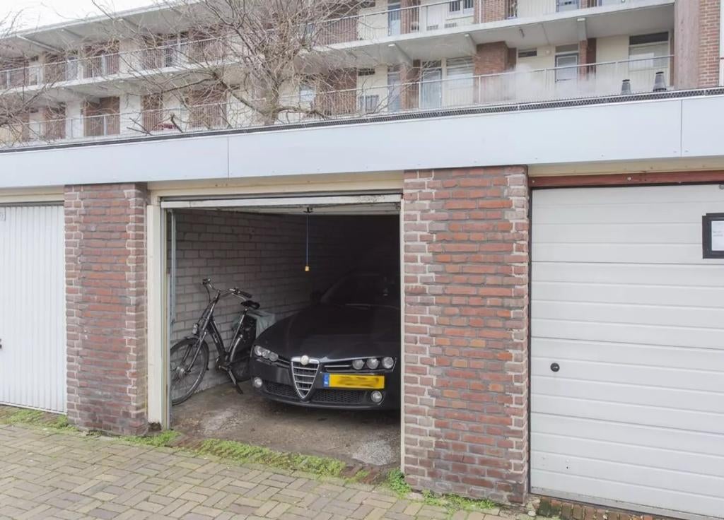 GARAGEBOX BEETHOVENLAAN TILBURG TE HUUR