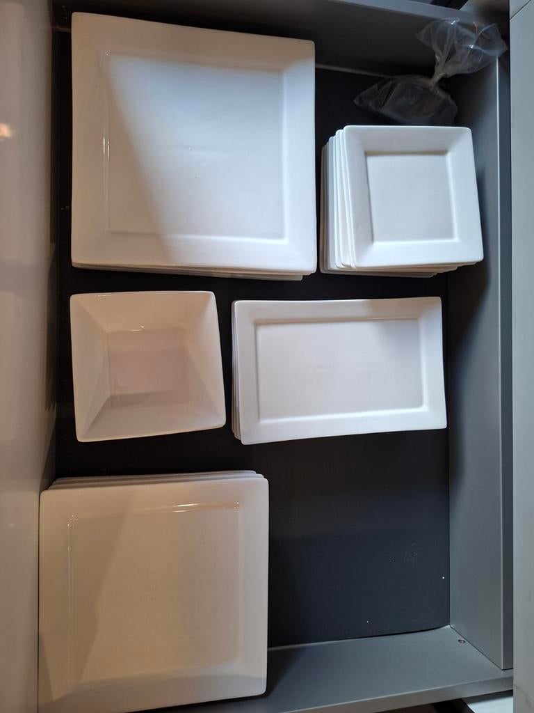 Vierkant wit servies van de xenos, Ophalen, Nieuw, Bord(en), Overige stijlen