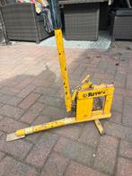 Revo Steenknipmachine - Gebruikt maar functioneel, Ophalen of Verzenden, Gebruikt