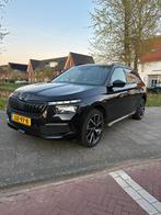 Skoda Kamiq 1.5 TSI Monte Carlo 150pk Dsg-7 2021 Zwart, Auto's, Stof, 4 cilinders, Zwart, LED verlichting