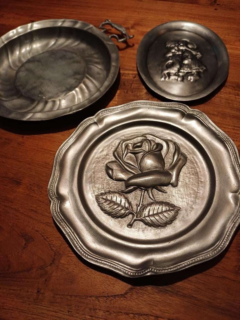 Set van 3 vintage tinnen bordjes - decoratief, Antiek en Kunst, Antiek | Tin, Ophalen of Verzenden